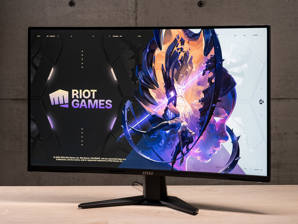 ワンランク上のゲーム環境が手に入る250Hzの高速湾曲ディスプレイ、MSI「MAG 32C6X」検証