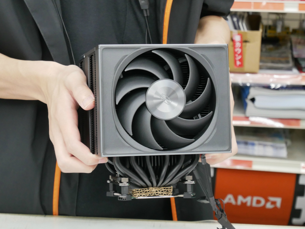 リバースド グラビティ・ヒートパイプ採用のハイエンドCPUクーラー、CPS「RZ820-BK」発売