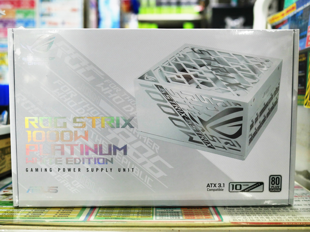 (アキバ入荷情報) GPU-FIRSTとGaN MOSFET搭載の白いフルモジュラー電源「ROG Strix 1000W Platinum White Edition」