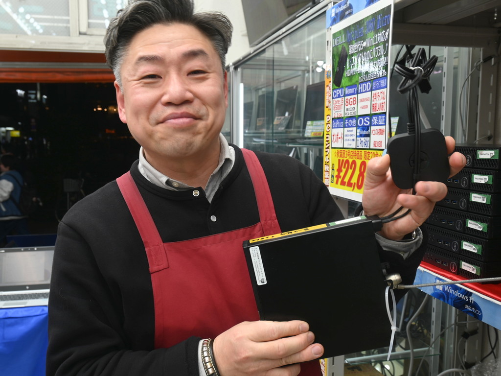 【コレオシ】第8世代i7でメモリ換装済み、Wi-FiもOK！実用的なパワー＆使い勝手のイチオシ小型PC