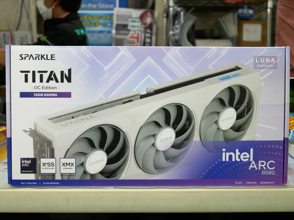 (アキバ入荷情報) ホワイトカラーのIntel Arc B580グラフィックスカードがSPARKLEから登場