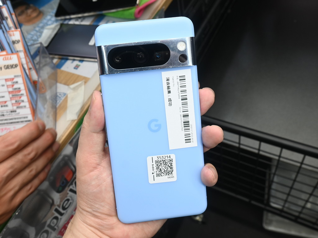 (お買い得中古品情報) インカメの軽微な症状により高性能スマホ「Pixel 8 Pro」が税込49,800円に