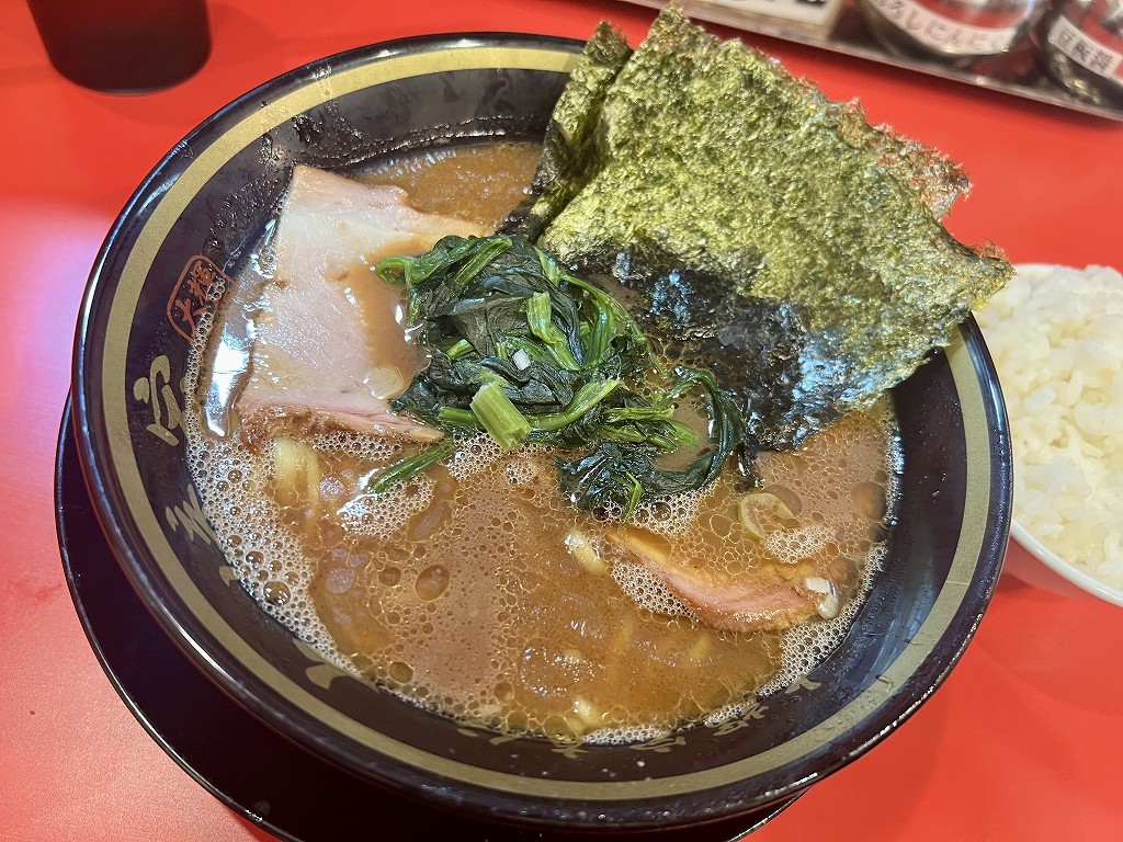 (秋葉原のおいしいごはん) 横浜家系ラーメン大﨑家 末広町店